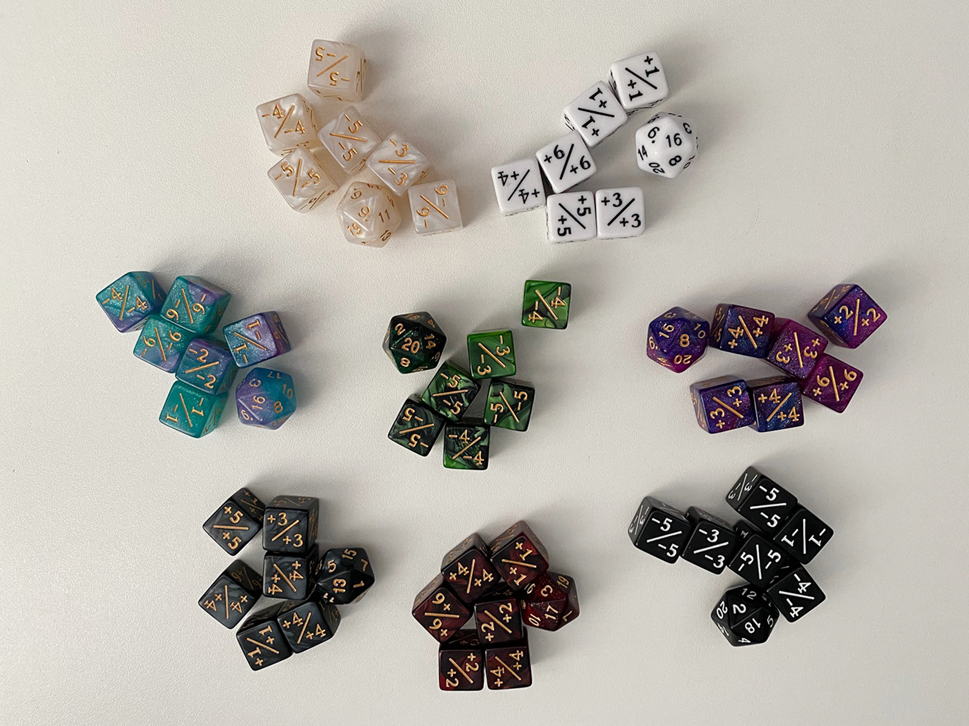 56pcs MTG Counter Dice Set in 8 Colors